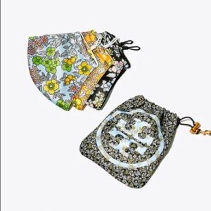 Tory Burch Face Masks set of 3 💐